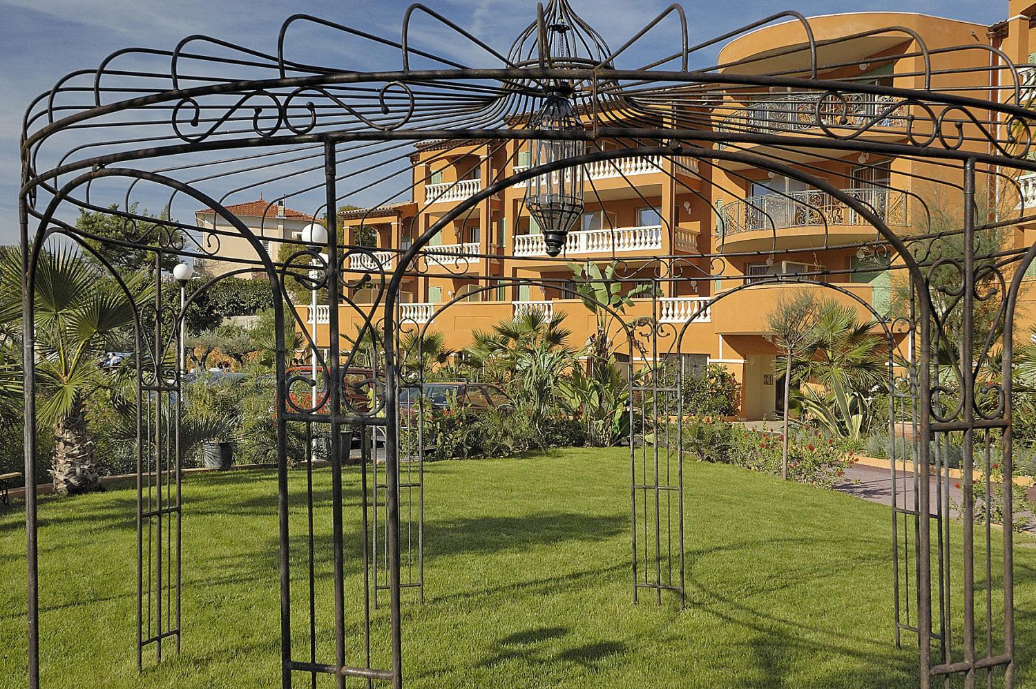Appart Hotel Lou Castelet Carros Buitenkant foto