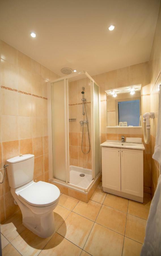 Appart Hotel Lou Castelet Carros Buitenkant foto